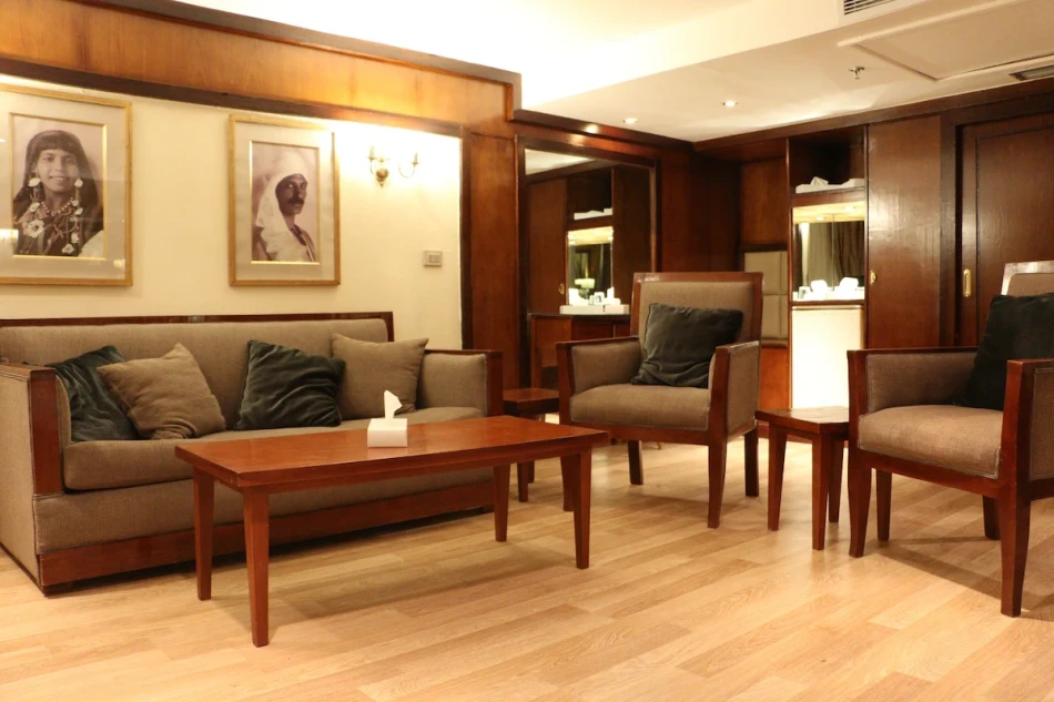 MS Nubian Sea Lake Nasser Suite