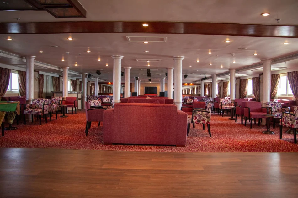 MS Nubian Sea Lake Nasser Lobby