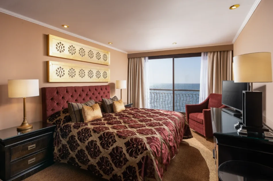 Steigenberger Omar El Khayam Lake Nasser Cruise Royal Suite