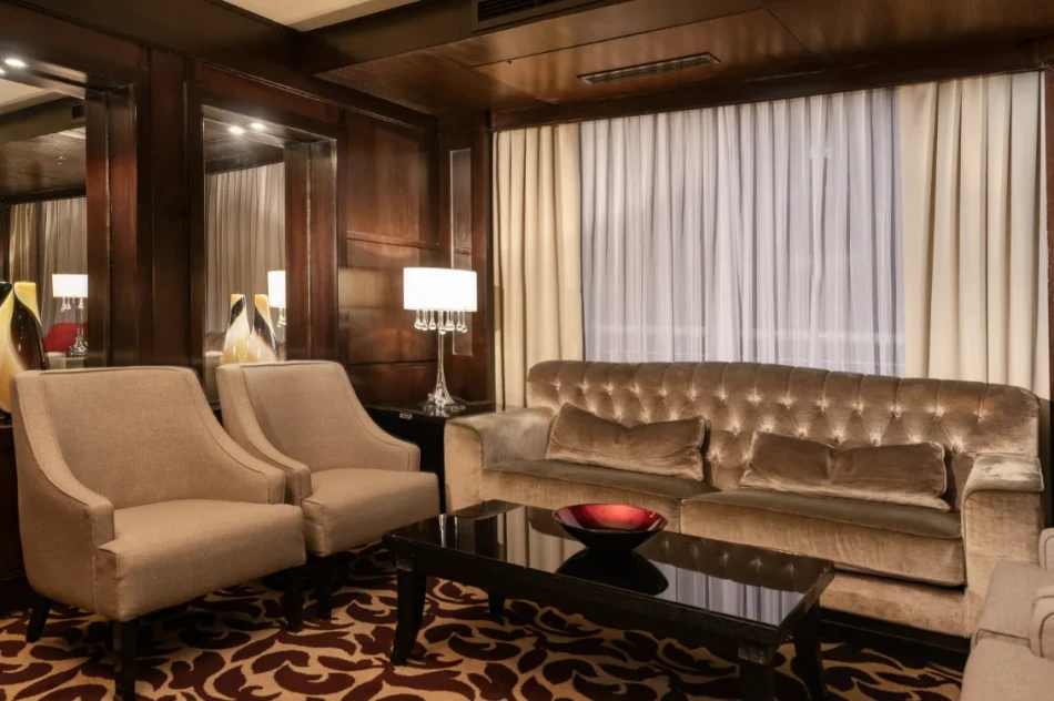 Steigenberger Omar El Khayam Lake Nasser Cruise Lounge Bar